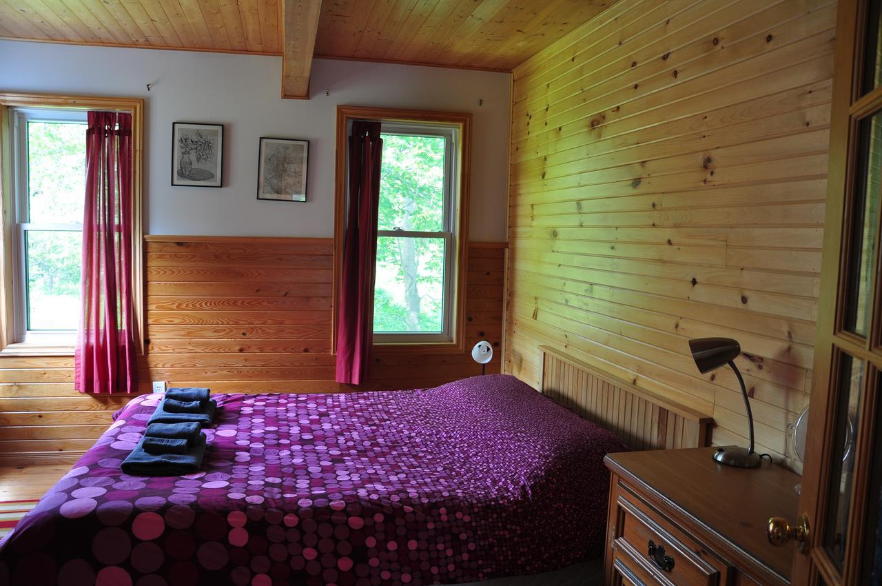 منزل الضيف Indian Brook  في Breton Cove Farmhouse المظهر الخارجي الصورة